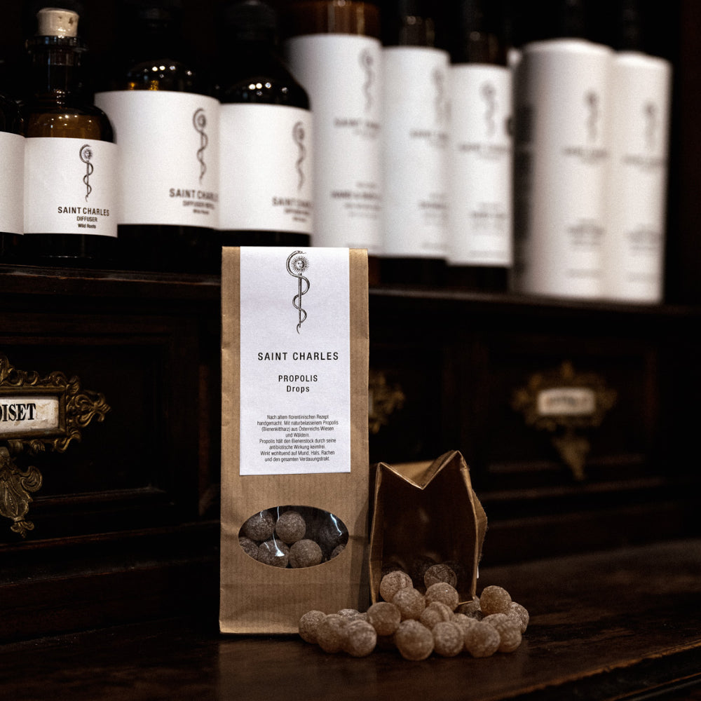 Propolis Drops in der Apotheke